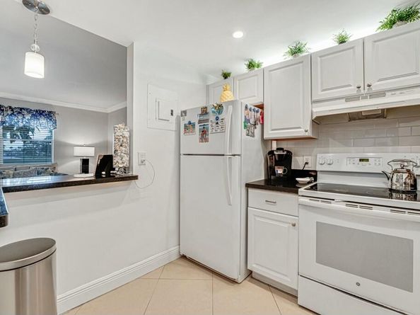 350 Tuscany G, Delray Beach FL 33446