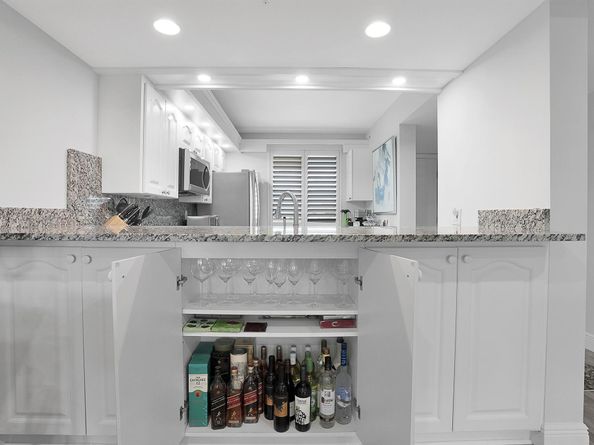 2101 Marina Isle Way 503, Jupiter FL 33477
