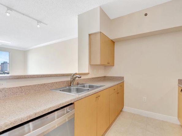 616 Clearwater Park Road 907, West Palm Beach FL 33401