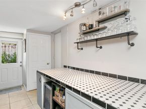 3261 NW 6th Ave, Fort Lauderdale FL 33309
