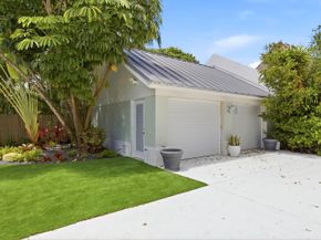 325 Poinciana Drive, Fort Lauderdale FL 33301