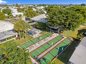 1701 SW 8th Avenue, Boynton Beach FL 33426