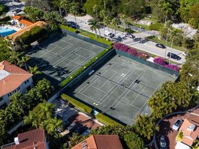 2000 S Bayshore Drive 65, Miami FL 33133