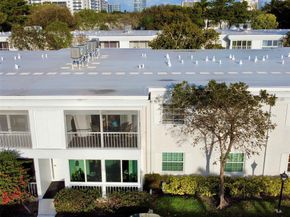 6405 Bay Club Drive 4, Fort Lauderdale FL 33308