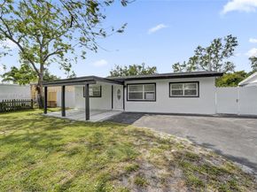 6442 Oak Street, Hollywood FL 33024