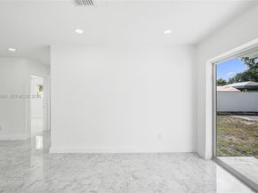 6442 Oak Street, Hollywood FL 33024