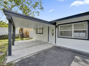 6442 Oak Street, Hollywood FL 33024