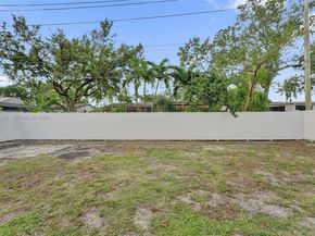 6442 Oak Street, Hollywood FL 33024
