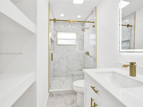 6442 Oak Street, Hollywood FL 33024