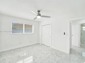 6442 Oak Street, Hollywood FL 33024