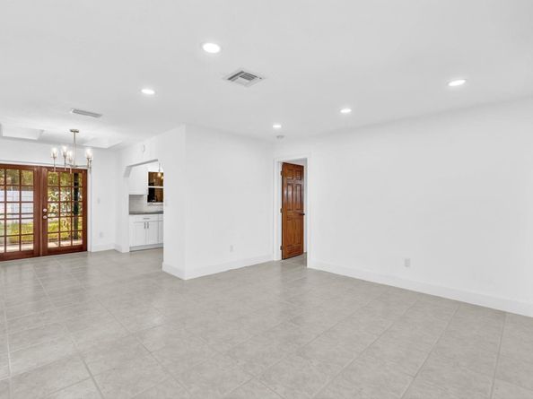 1700 SW 30th Street, Fort Lauderdale FL 33315
