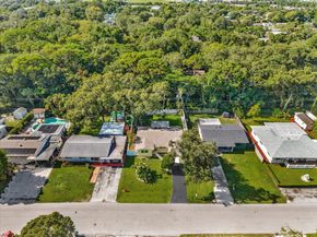 1700 SW 30th Street, Fort Lauderdale FL 33315