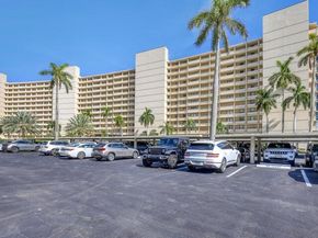 136 Lakeshore Drive 511, North Palm Beach FL 33408