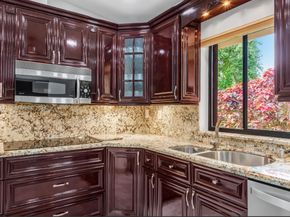 811 N Highland Drive, Hollywood FL 33021