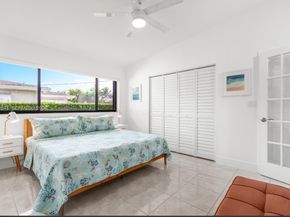 811 N Highland Drive, Hollywood FL 33021