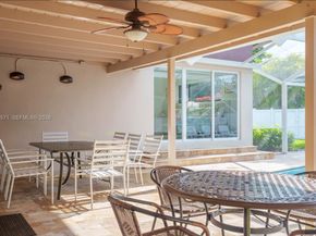 811 N Highland Drive, Hollywood FL 33021