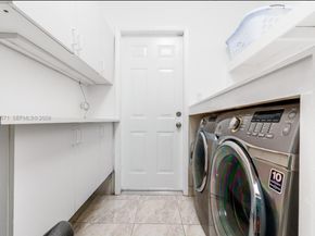 811 N Highland Drive, Hollywood FL 33021