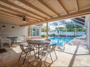 811 N Highland Drive, Hollywood FL 33021