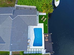 1810 SW 6th Avenue, Pompano Beach FL 33060
