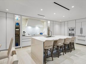 200 SE Mizner Boulevard 216, Boca Raton FL 33432