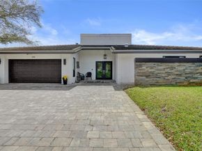 614 Lakewoode Circle W, Delray Beach FL 33445