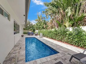 3261 Aqua Vista Drive, Pompano Beach FL 33062