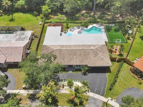 1960 SW 51st Terrace, Plantation FL 33317