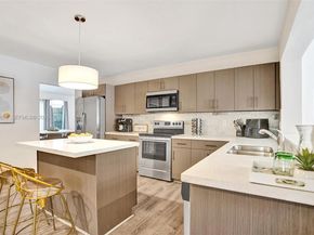 1960 SW 51st Terrace, Plantation FL 33317