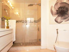 10241 NW 9th St Circle 1125, Miami FL 33172