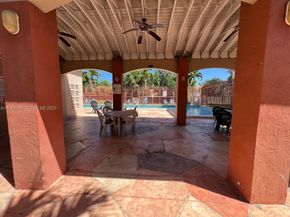 10241 NW 9th St Circle 1125, Miami FL 33172