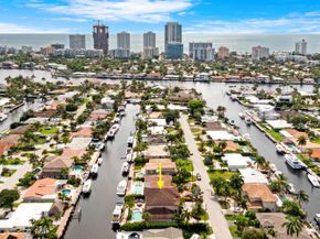 2461 SE 10th Street, Pompano Beach FL 33062