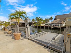 2461 SE 10th Street, Pompano Beach FL 33062