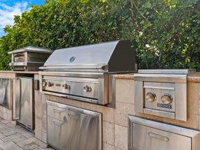 2461 SE 10th Street, Pompano Beach FL 33062