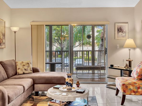 7235 S Devon Dr E209, Fort Lauderdale FL 33321