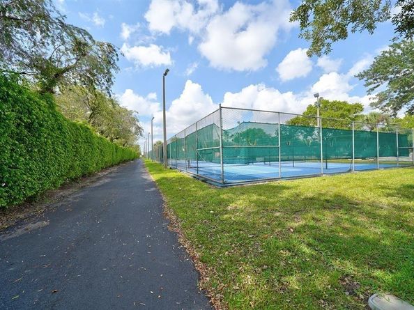 7235 S Devon Dr E209, Fort Lauderdale FL 33321