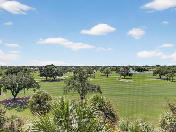 6815 Willow Wood Drive 4051, Boca Raton FL 33434