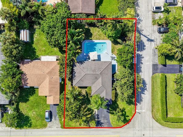 3281 NE 15th Ave, Oakland Park FL 33334