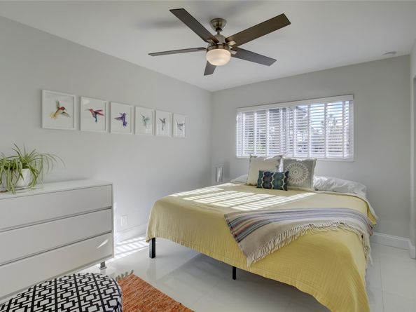 3281 NE 15th Ave, Oakland Park FL 33334