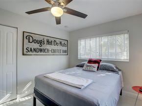 3281 NE 15th Ave, Oakland Park FL 33334