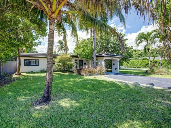3281 NE 15th Ave, Oakland Park FL 33334