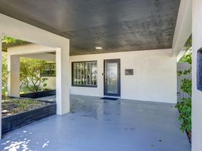 3281 NE 15th Ave, Oakland Park FL 33334