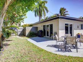 3281 NE 15th Ave, Oakland Park FL 33334