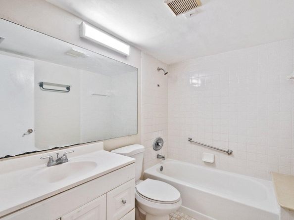 1111 Green Pine Boulevard A2, West Palm Beach FL 33409