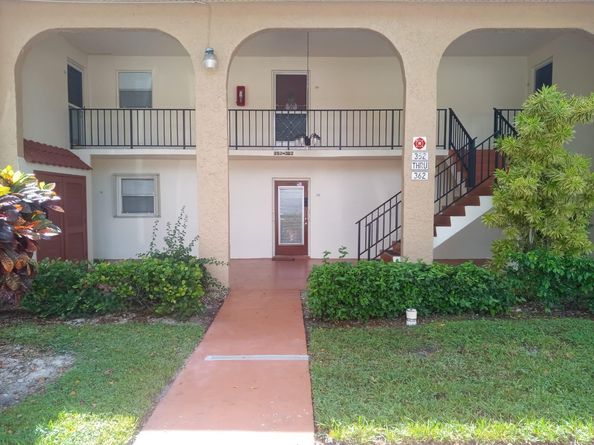 354 N Lake Frances Drive N 354, West Palm Beach FL 33411