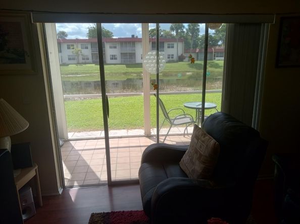354 N Lake Frances Drive N 354, West Palm Beach FL 33411
