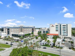 615 N 32nd Ave, Hollywood FL 33021