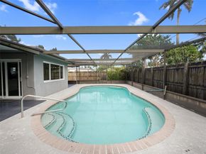 615 N 32nd Ave, Hollywood FL 33021