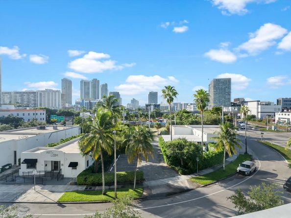 3900 Biscayne Boulevard S304, Miami FL 33137