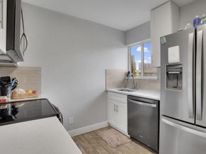 2227 NE 3rd Avenue 1 & 2, Delray Beach FL 33444