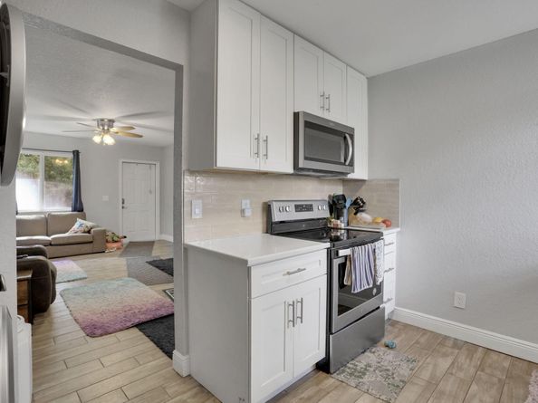 2227 NE 3rd Avenue 1 & 2, Delray Beach FL 33444